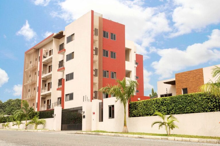Whitewall's Mapel Court - Luxury Apartment Project